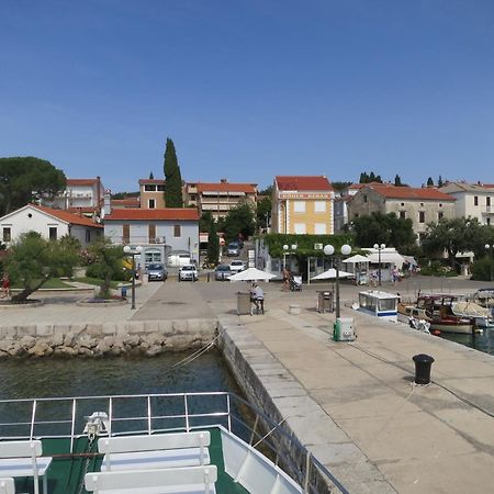 Apartment Dušan Malinska Buitenkant foto